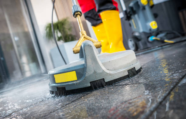 Best Deck Cleaning Services  in Owatonna, MN